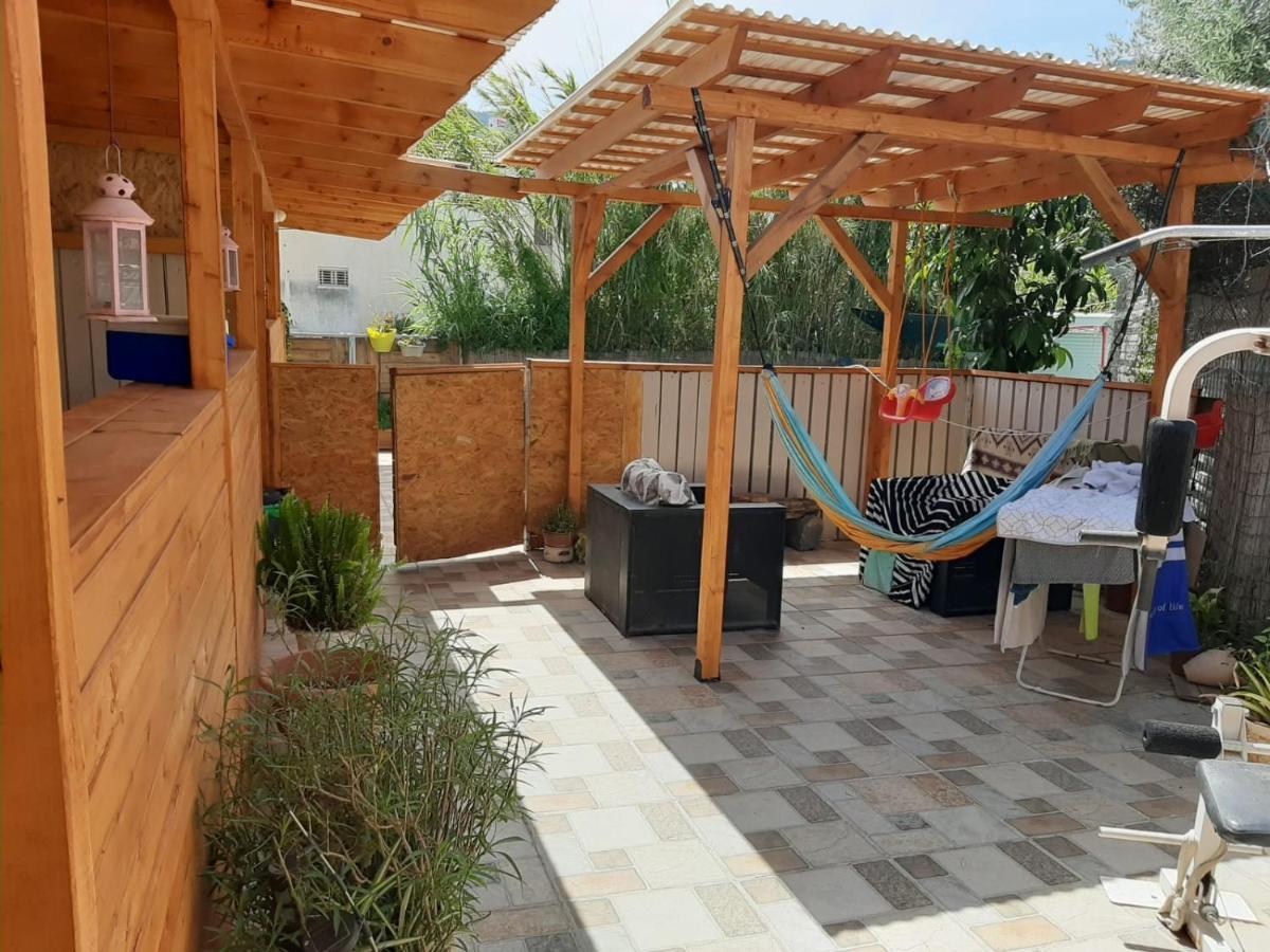 Naftali Albilia Kiryat Shmona Bagian luar foto