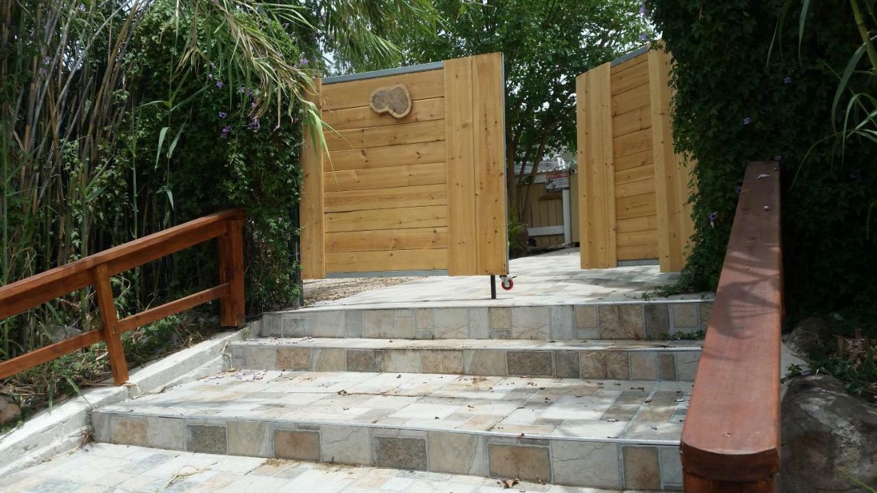 Naftali Albilia Kiryat Shmona Bagian luar foto